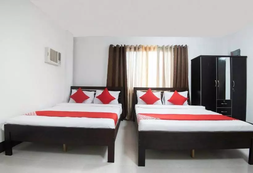 Hotelli Oyo 430 Michael S Place