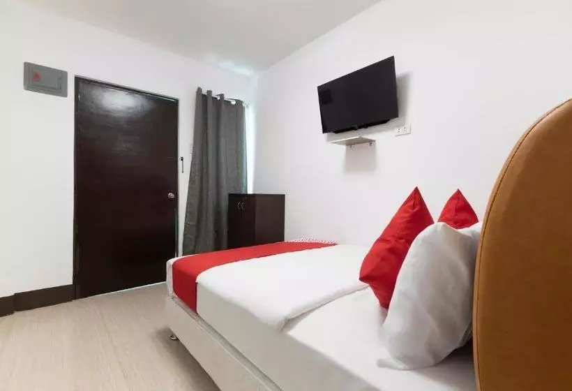Hotelli Oyo 430 Michael S Place
