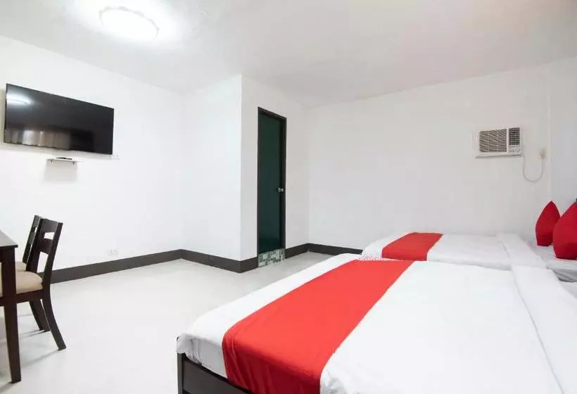 Hotelli Oyo 430 Michael S Place