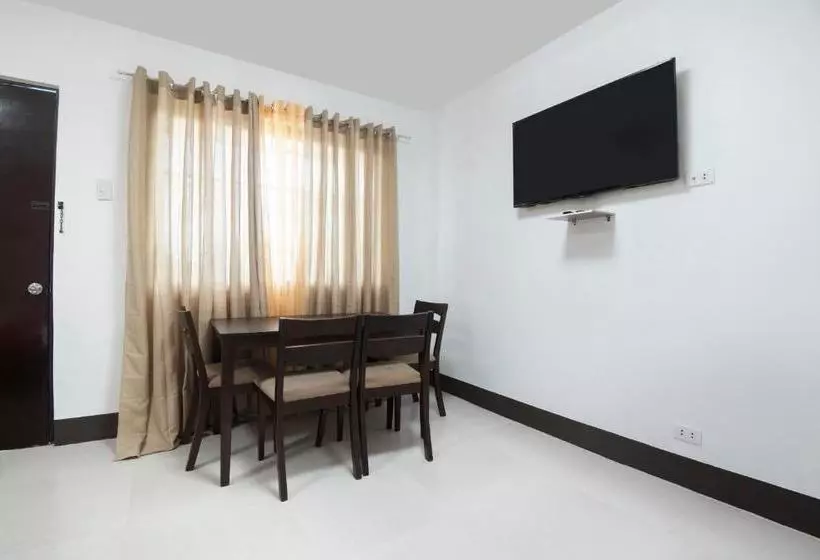 Hotelli Oyo 430 Michael S Place