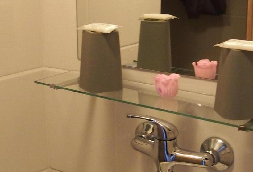 Panzió Penzion A Restaurace Na Jízdárně