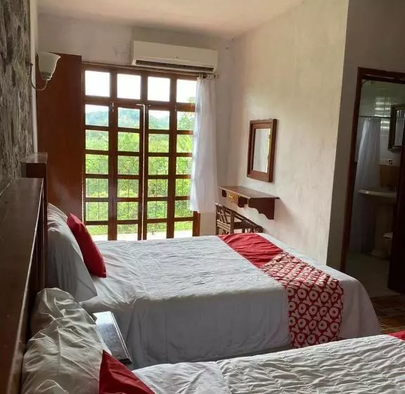 Rancho Hotel El Carmen