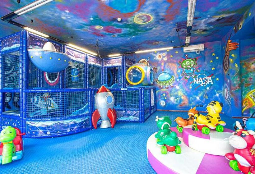 فندق Albergo Etico Cesenatico