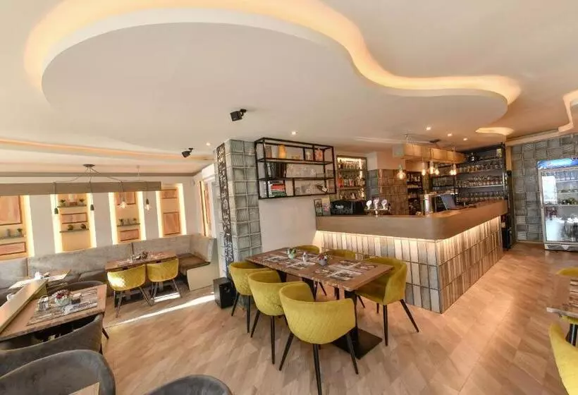 Hotelli Portré Panzió