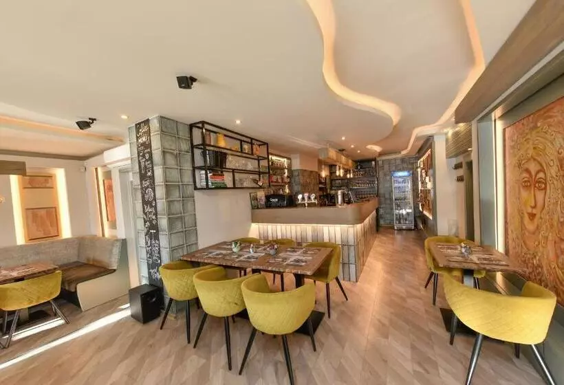 Hotelli Portré Panzió