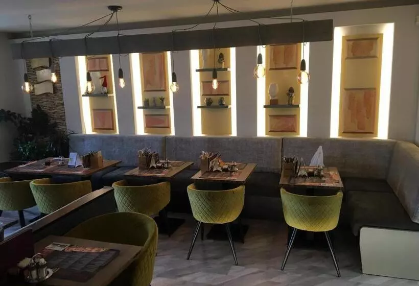 Hotelli Portré Panzió