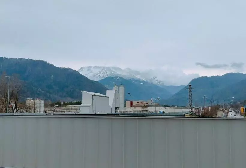 ホテル La Rosa