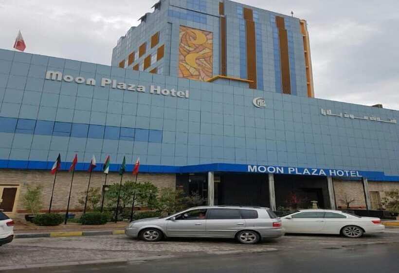 هتل Capital O 125 Moon Plaza