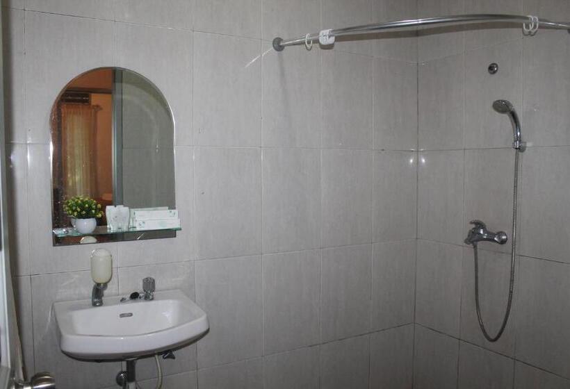 Hotel New Green Sentul Resort