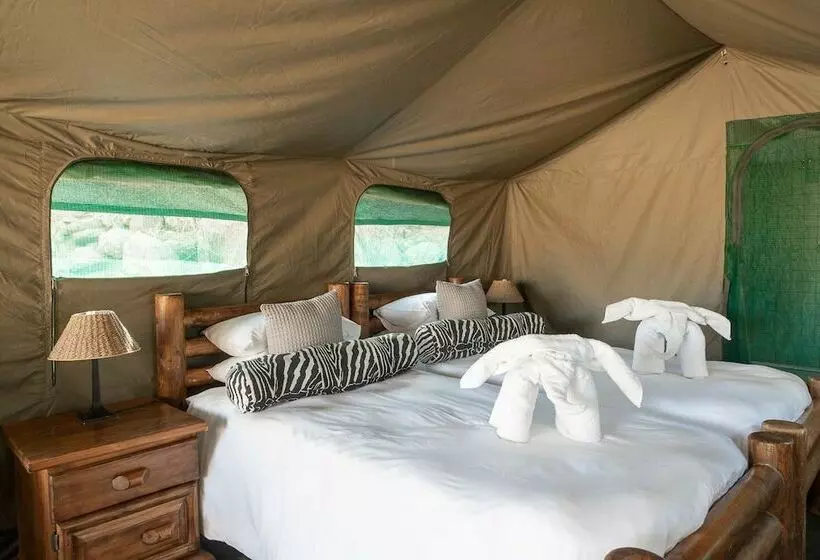 ホテル Ondundu Lodge