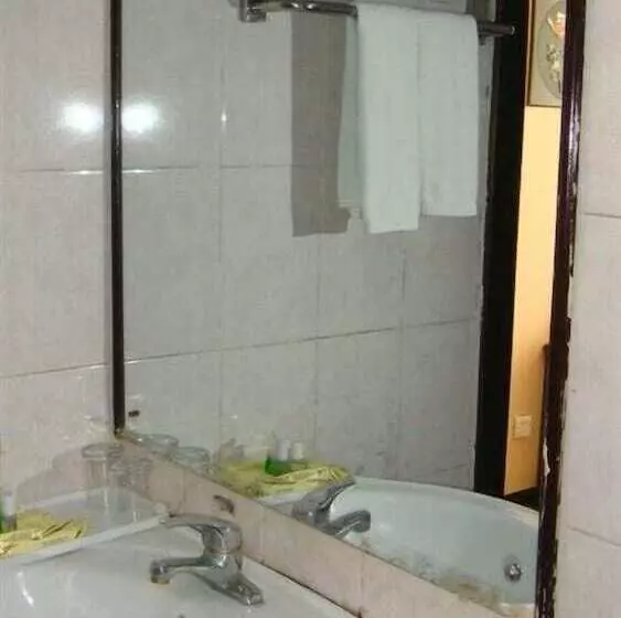 Hotelli Yabuli Tongxin Manor