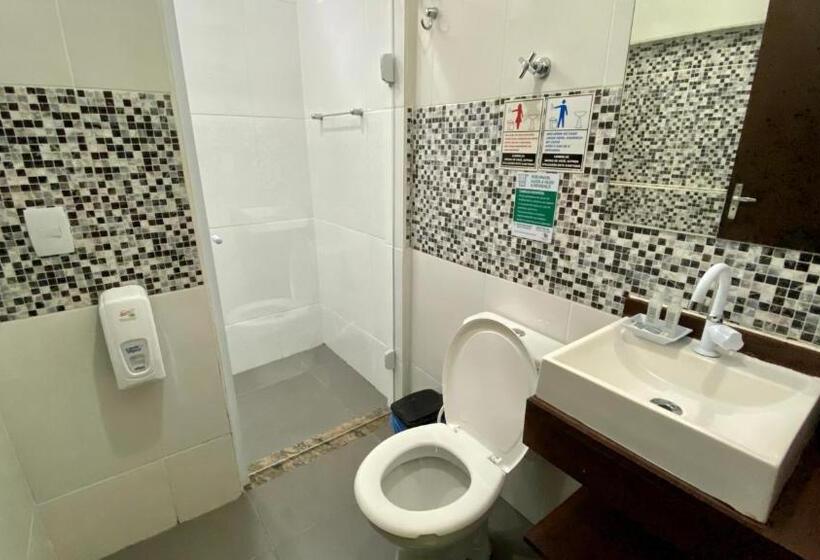 פנסיון Suíte Lázaro