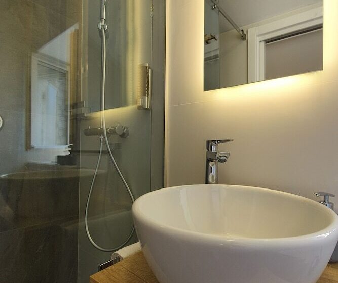 Pensiune The Suites At Central Split