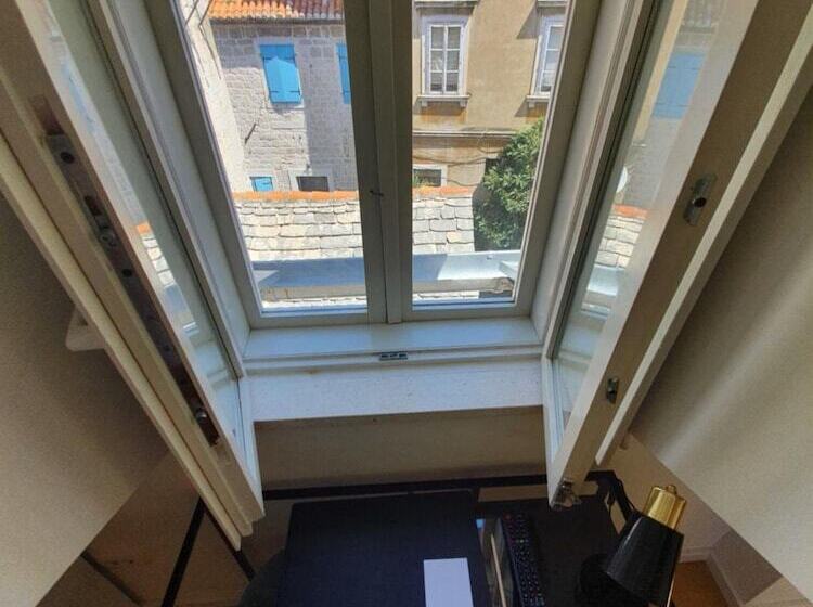 Pensiune The Suites At Central Split