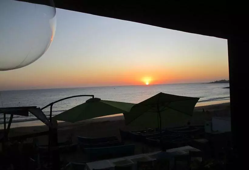 Tazerzit Hostel Restau