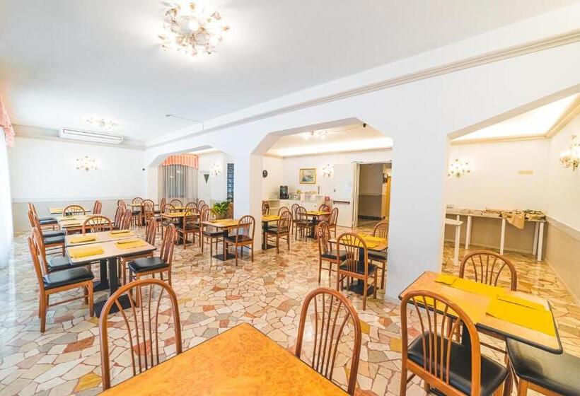 בית מלון כפרי Grand Prix