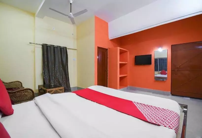 Hotelli Oyo 67178 Aashiyana Guest House