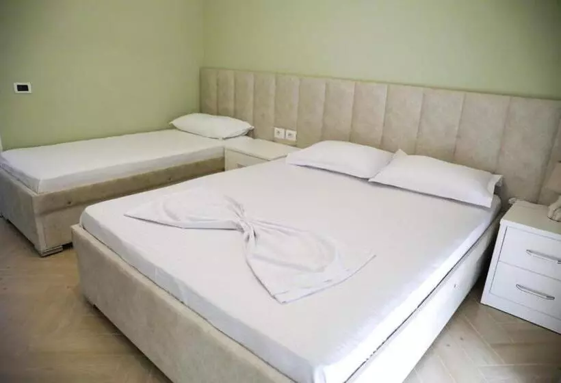 Merkaj Hotel Berat