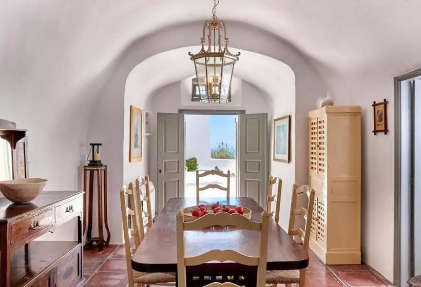 Nautilus Villa