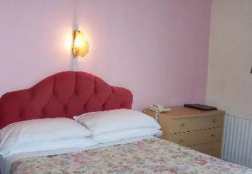 בית מלון כפרי Beaucliffe