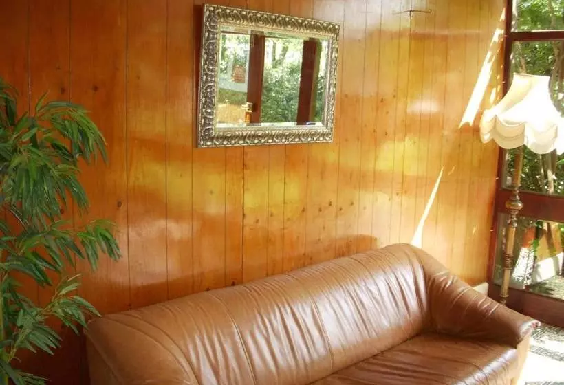 בית מלון כפרי Beaucliffe