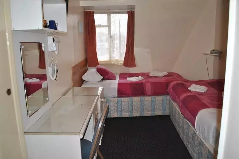 هتل Guilford House