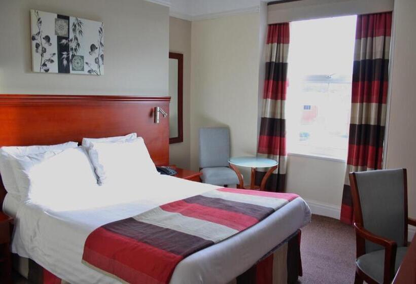 בית מלון כפרי Kensington