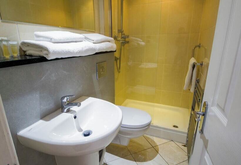 בית מלון כפרי Kensington