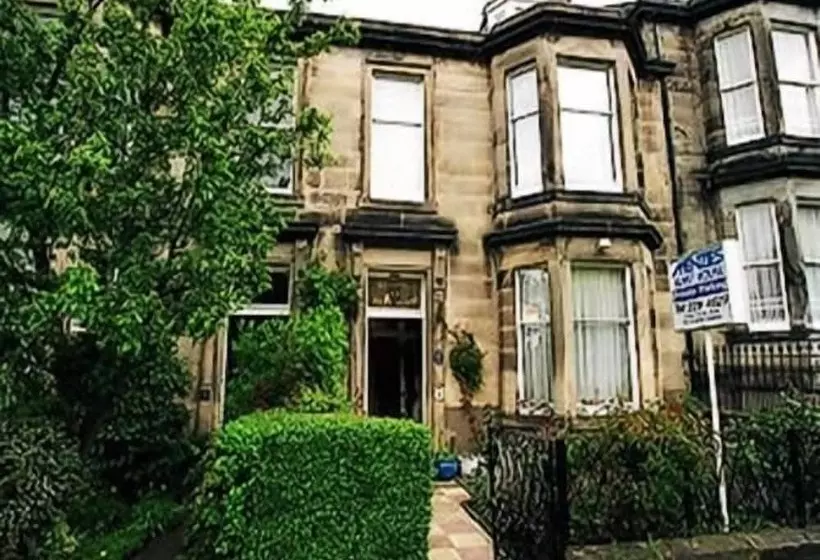 Hotelli Menzies Guest House