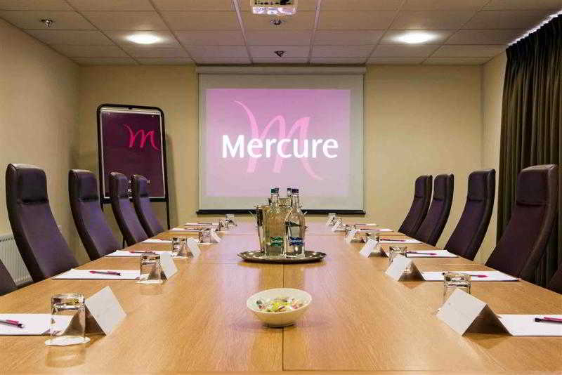هتل Mercure Leeds Parkway