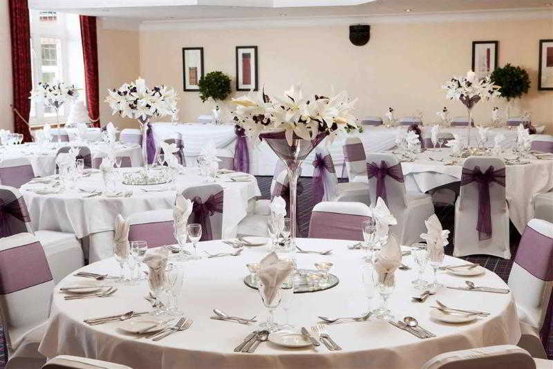 هتل Mercure Leeds Parkway