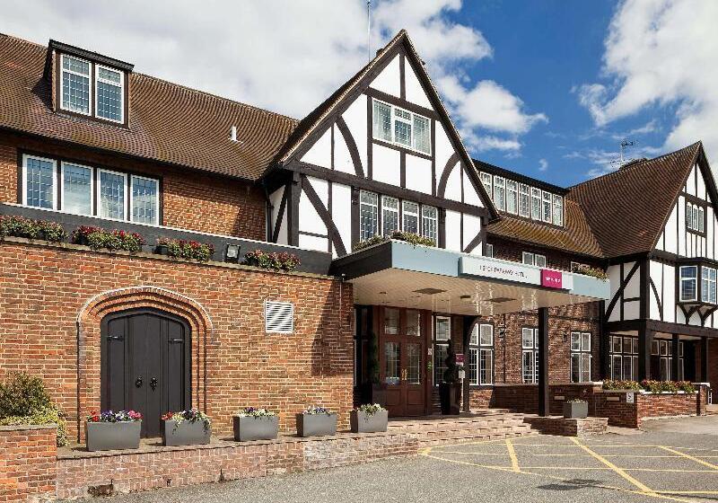 هتل Mercure Leeds Parkway