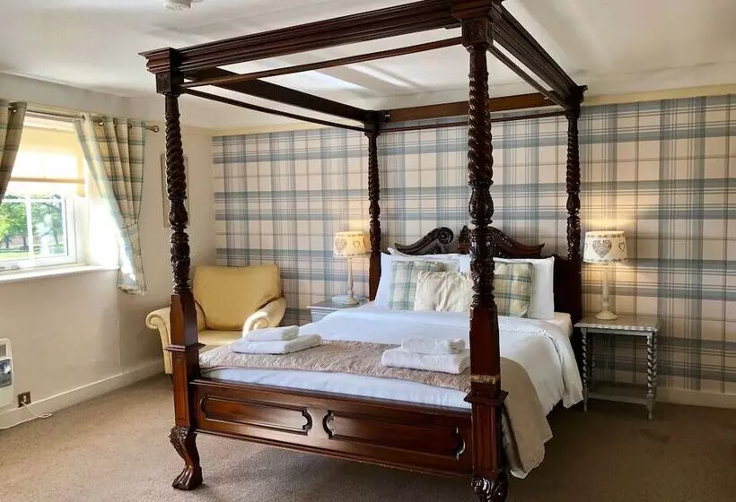 בית מלון כפרי Rowley Manor