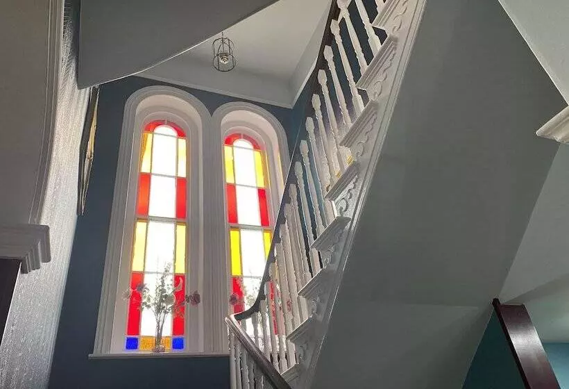 Отель The Belmont