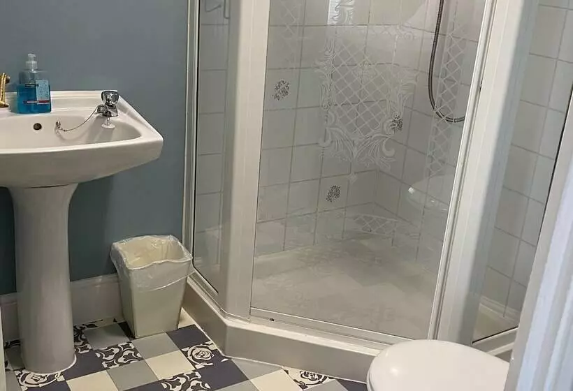 Отель The Belmont