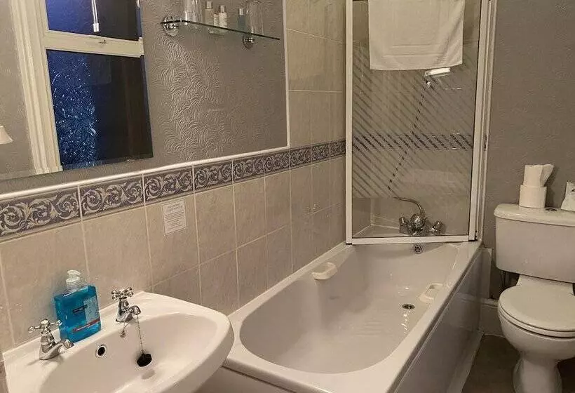 Отель The Belmont