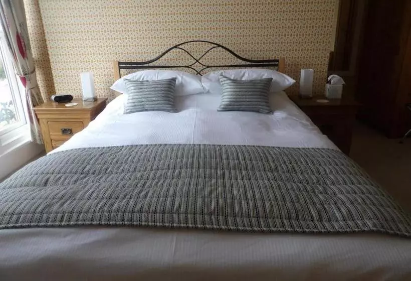 ホテル The Towers