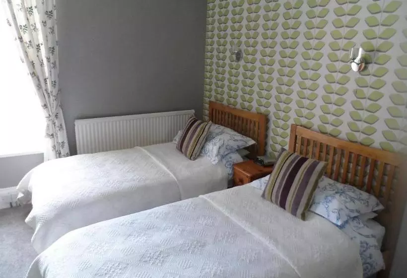 ホテル The Towers