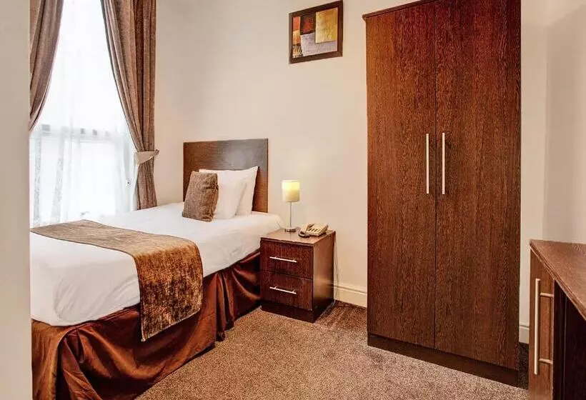 ホテル The Waverley