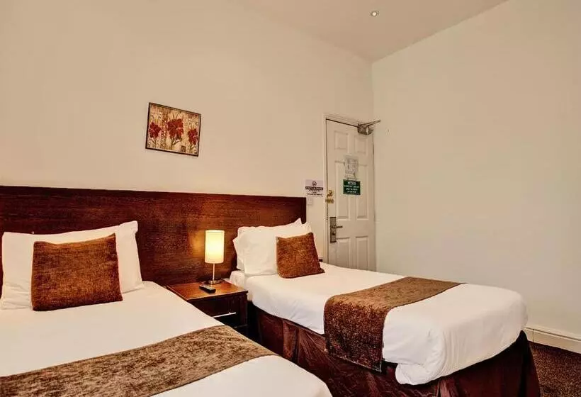 ホテル The Waverley