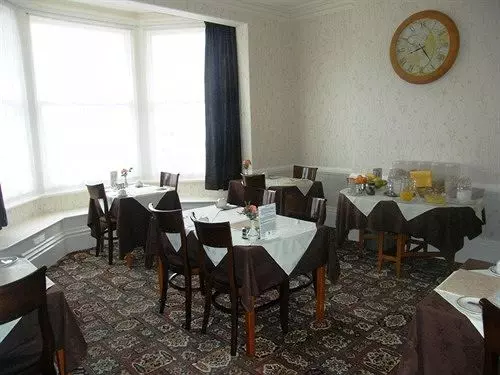 Отель The Waverley Guest House