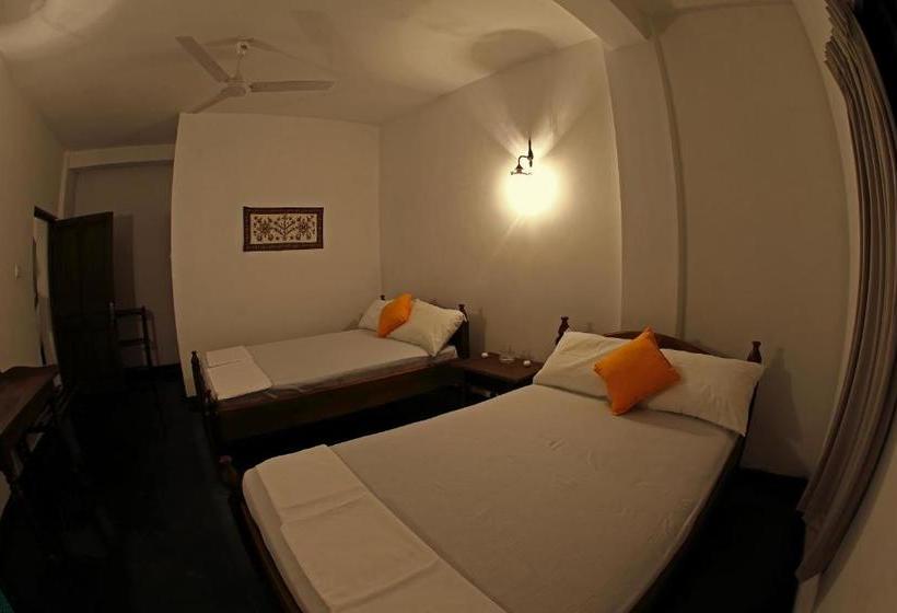 Nocleg ze śniadaniem Banda Casa, Kandy