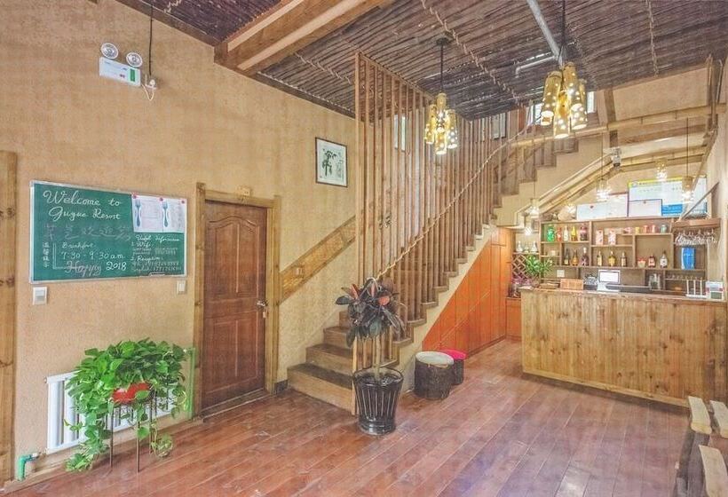 Bed and Breakfast Guyue Caotang Inn