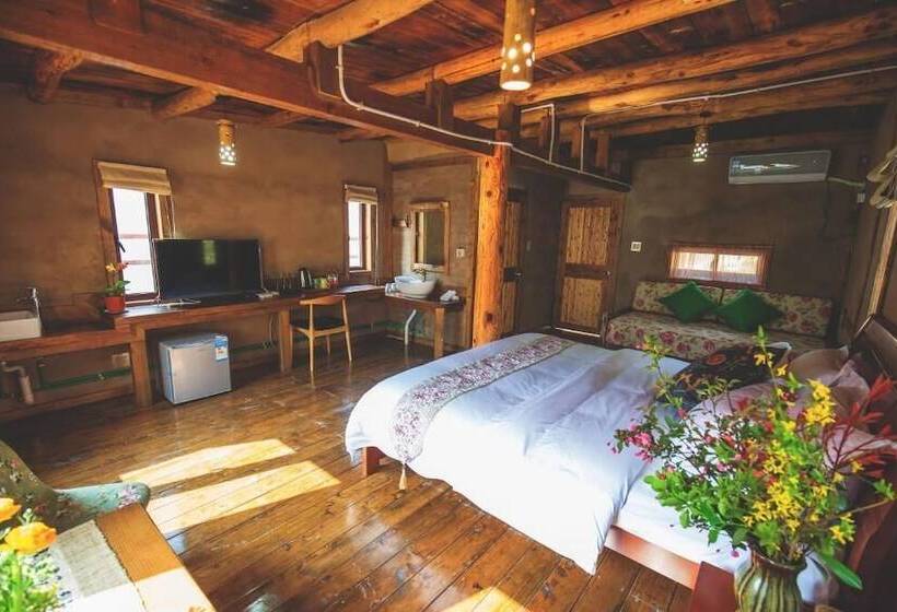 Bed and Breakfast Guyue Caotang Inn