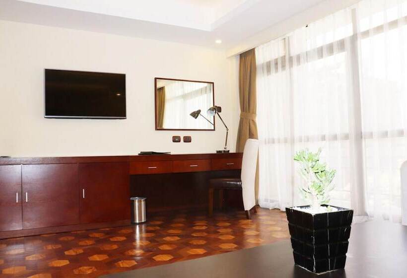 Desalegn Hotels Lodge And Apartment