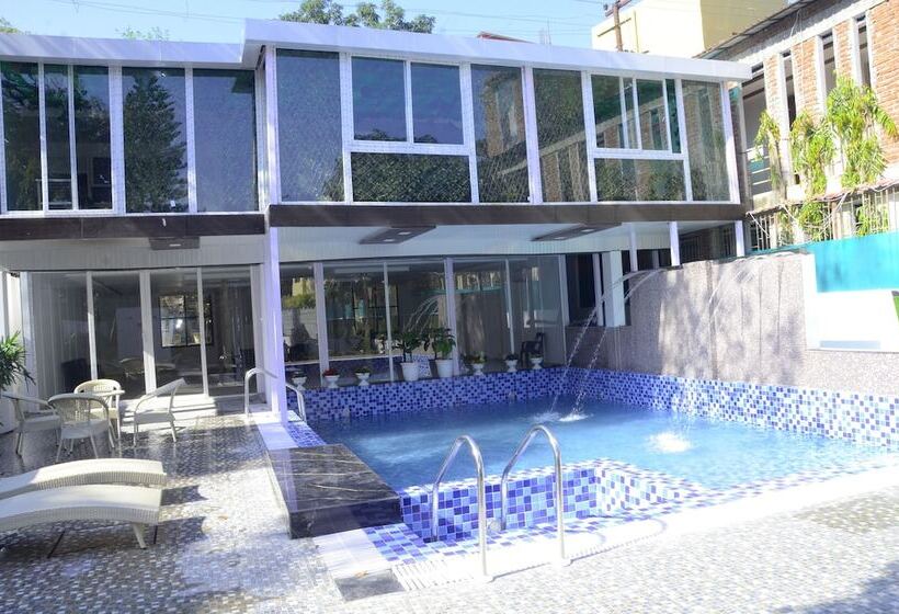 酒店 Corbett Treff