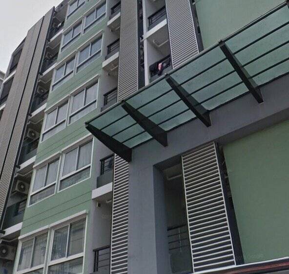 בית מלון כפרי Na Bangkok Residence By The Emerald