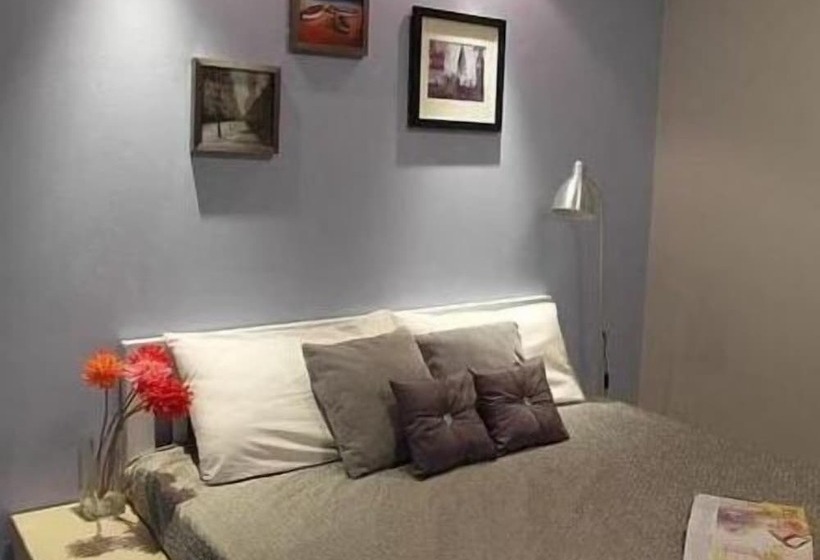 בית מלון כפרי Na Bangkok Residence By The Emerald