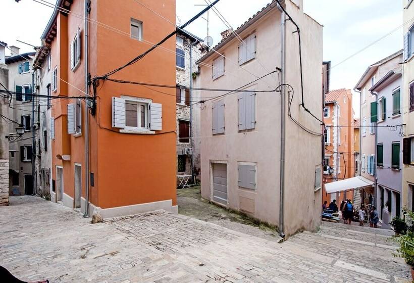 Apartment And Studio Ca’ 3 Vie