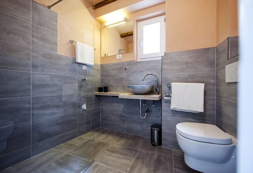 Apartment And Studio Ca’ 3 Vie